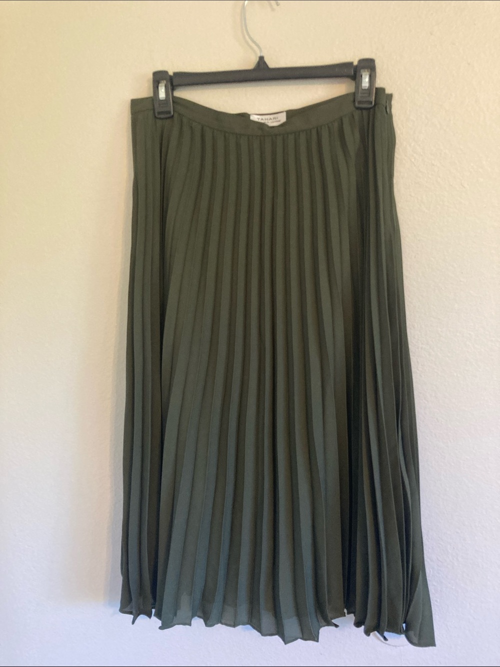 Tahari Olive Green Pleated Midi Skirt